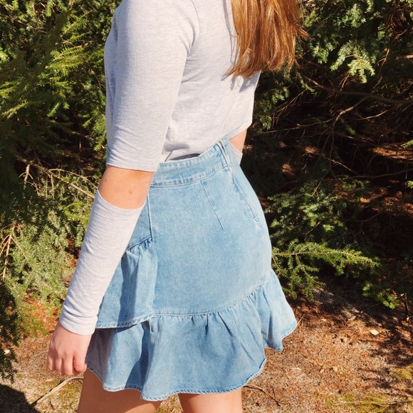 PacSun Ruffle Denim Skirt - Picture 4 of 5